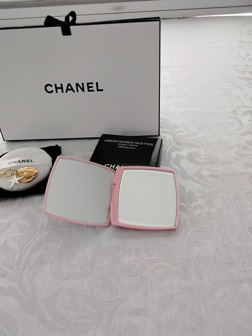 CHANEL 4 Piece Set Gift Box, Pink Compact Mirror, Charm And Power Puff. - Picture 3 of 4